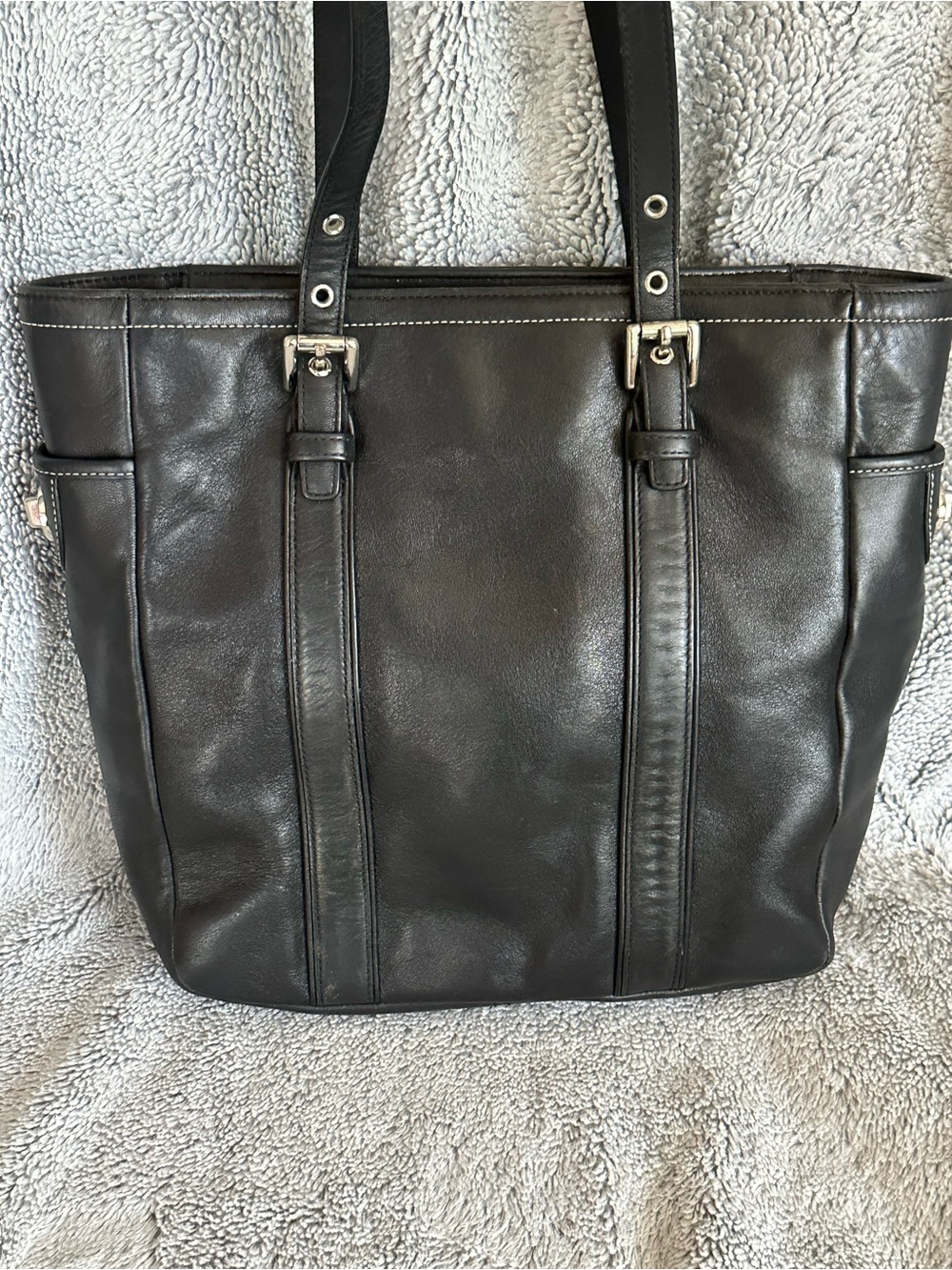 Coach Hamptons Leather Tote #8E92 - Picture 4 of 16